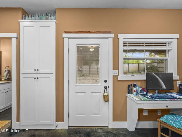 $339,900 | 3 Oakwood Glen Drive, Clinton, MS 39056