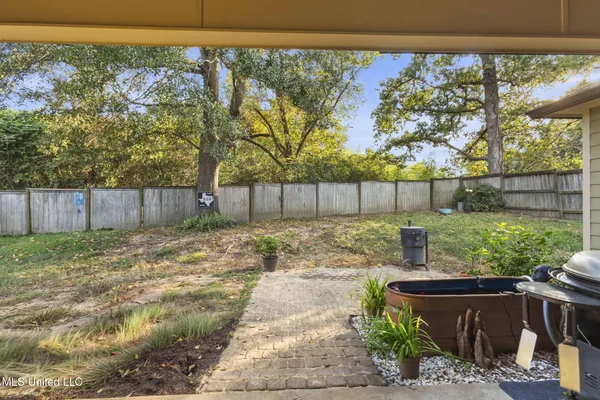 $339,900 | 3 Oakwood Glen Drive, Clinton, MS 39056