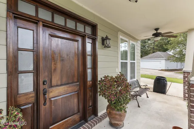 $329,900 | 3 Oakwood Glen Drive, Clinton, MS 39056