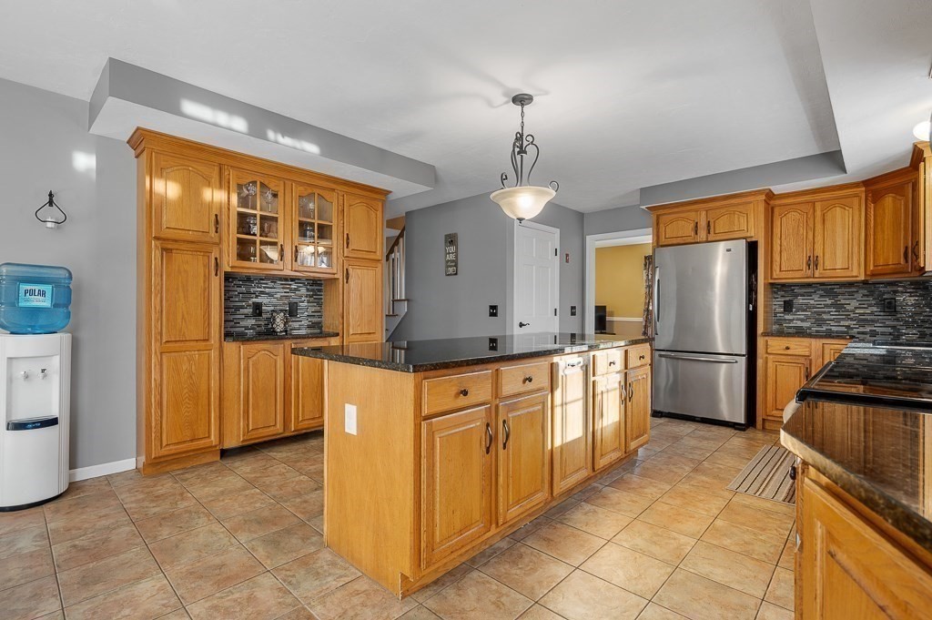 94 Haggerty Road Charlton, MA 01507 - Photo 4 of 41