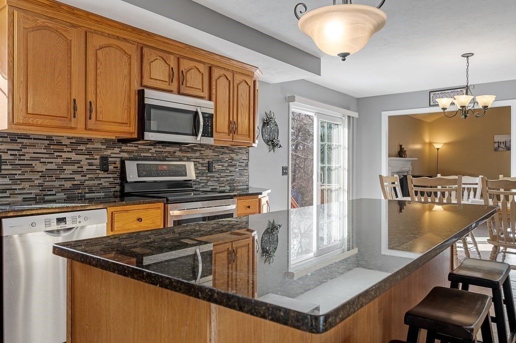 94 Haggerty Road Charlton, MA 01507 - Photo 8 of 41