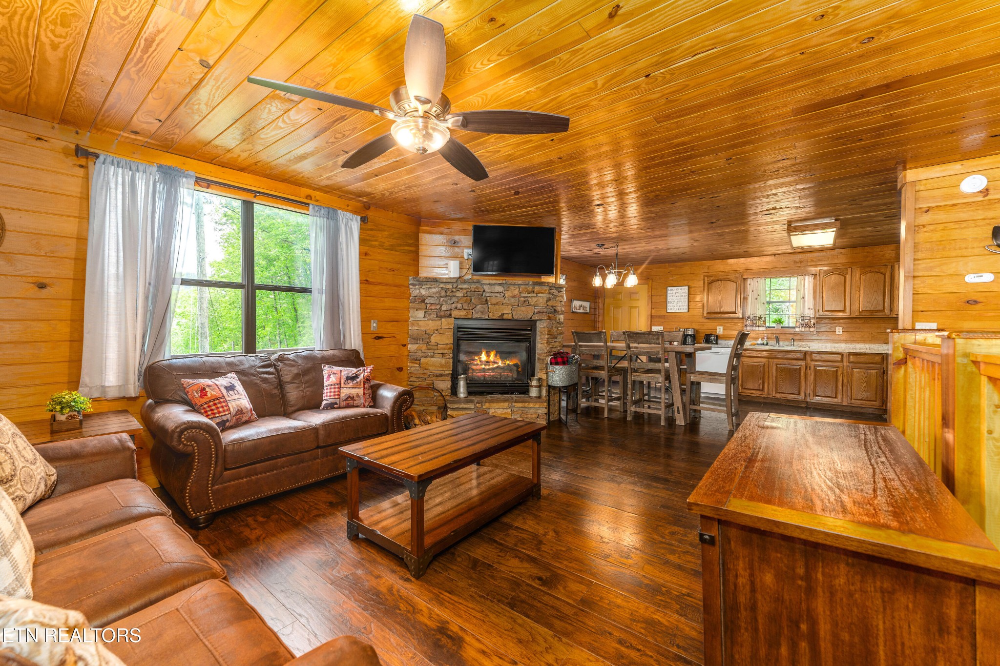 3272 Lost Branch Road Sevierville, TN 37862 - Photo 25 of 40 Gallery Image 25