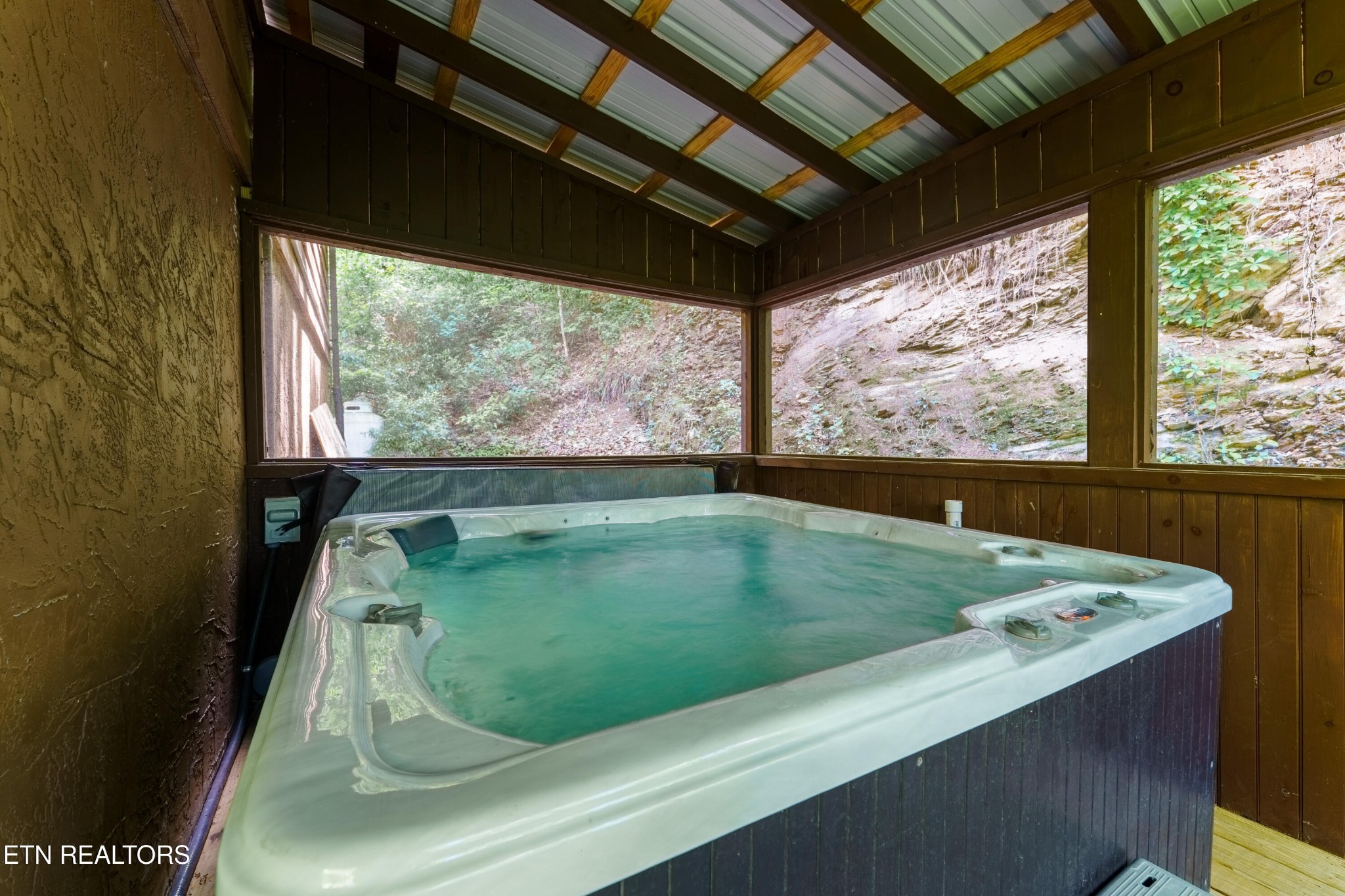 3272 Lost Branch Road Sevierville, TN 37862 - Photo 37 of 40 Gallery Image 37