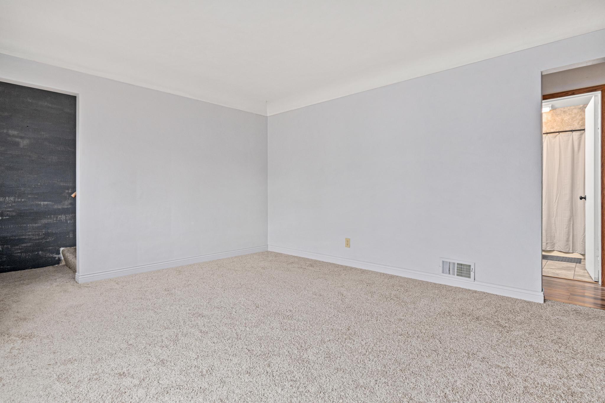 2466 Clearview Avenue Mounds View, MN 55112 - Photo 14 of 40