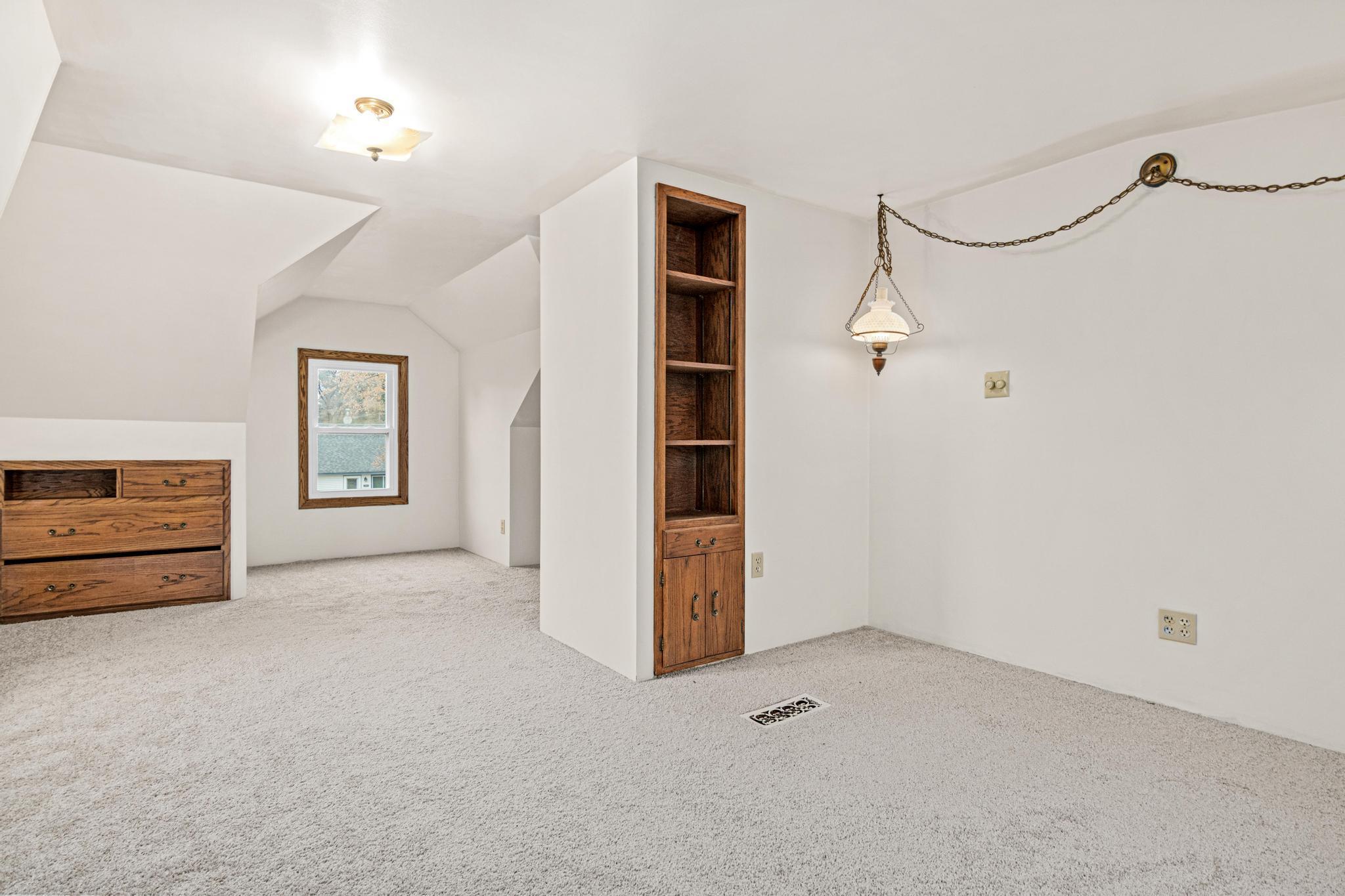 2466 Clearview Avenue Mounds View, MN 55112 - Photo 17 of 40