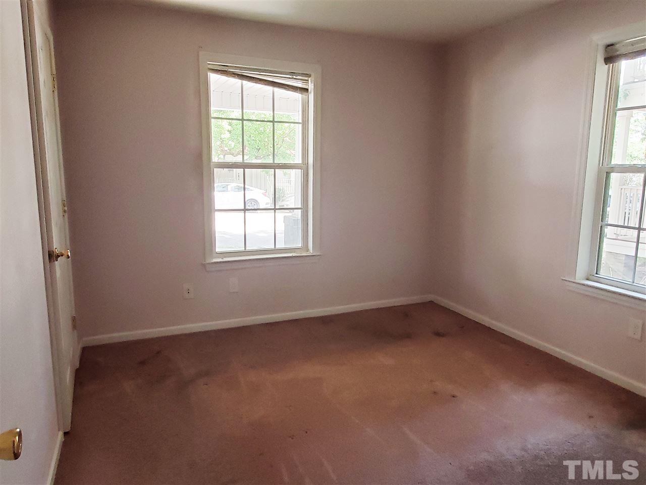 812 South East Street Raleigh, NC 27601 - Photo 10 of 13