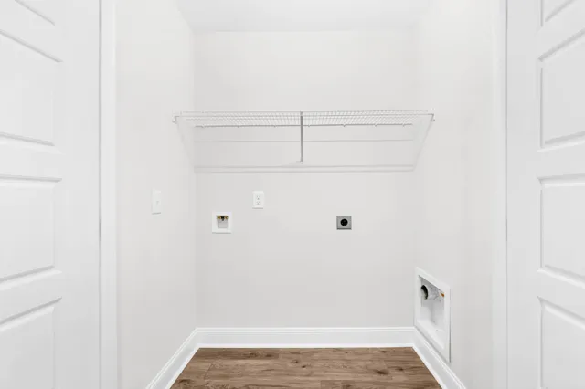 $215,900 | 129 Quarry Point Drive, Unit C129, Clarksville, TN 37043