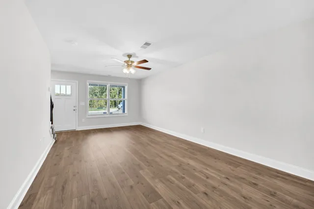 $215,900 | 129 Quarry Point Drive, Unit C129, Clarksville, TN 37043