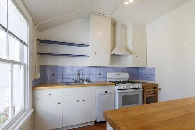 $3,300 | 2835 23rd Street, San Francisco, CA 94110