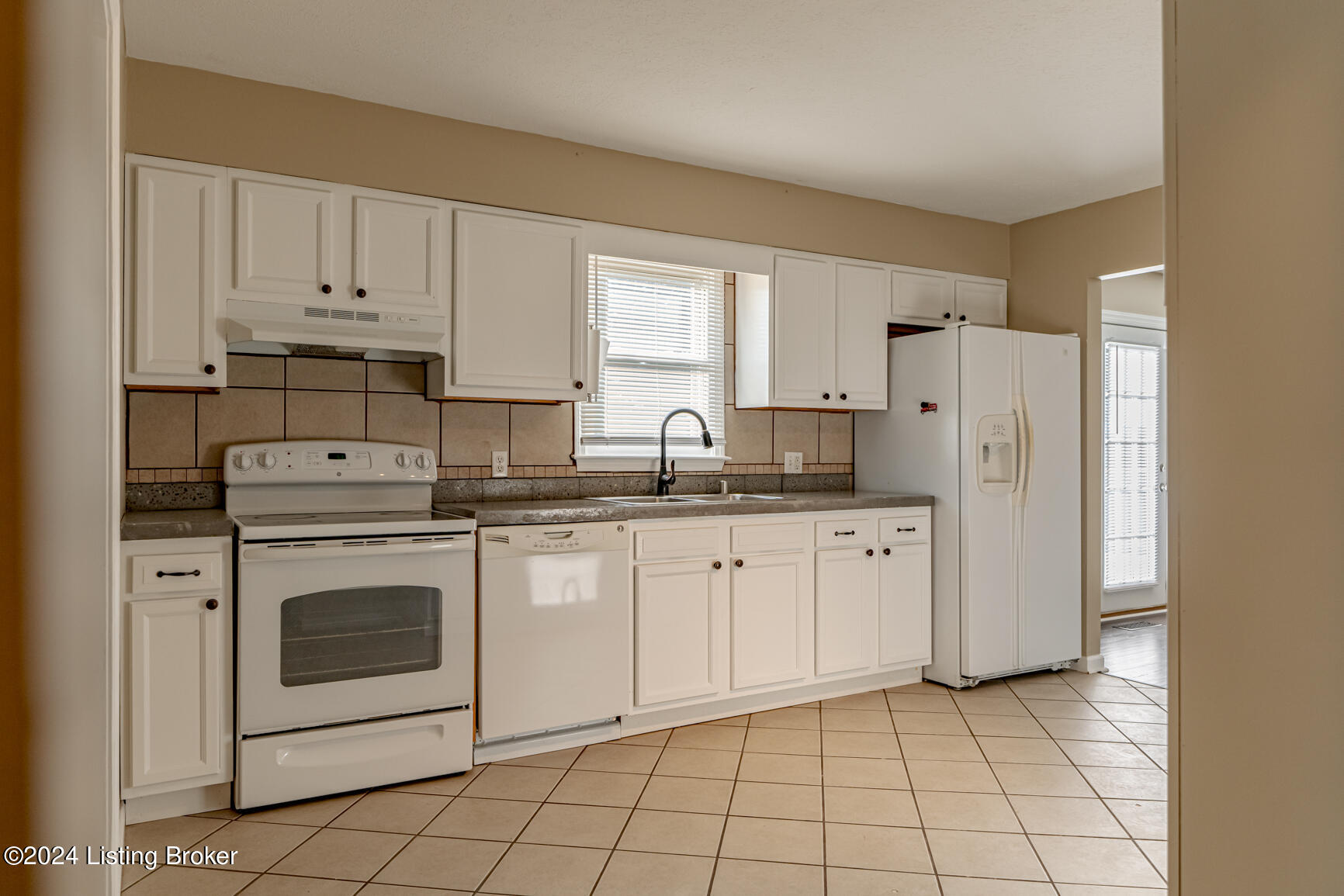 996 Stapleton Road Bagdad, KY 40003 - Photo 15 of 44 DSC03625