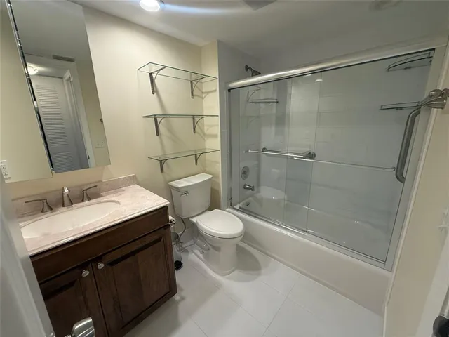 $2,400 | 2660 Carambola Circle North, Unit 302, Pompano Beach, FL 33066