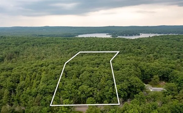 a view of a tennis court