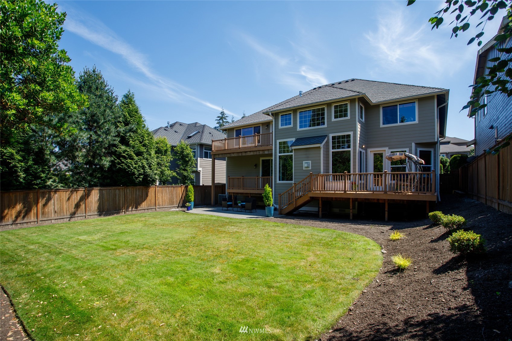 5356 Northeast 16th Street Renton, WA 98059 - Photo 2 of 40 Gallery Image 2