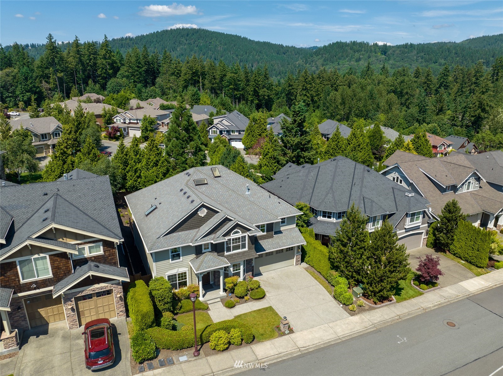 5356 Northeast 16th Street Renton, WA 98059 - Photo 3 of 40 Gallery Image 3