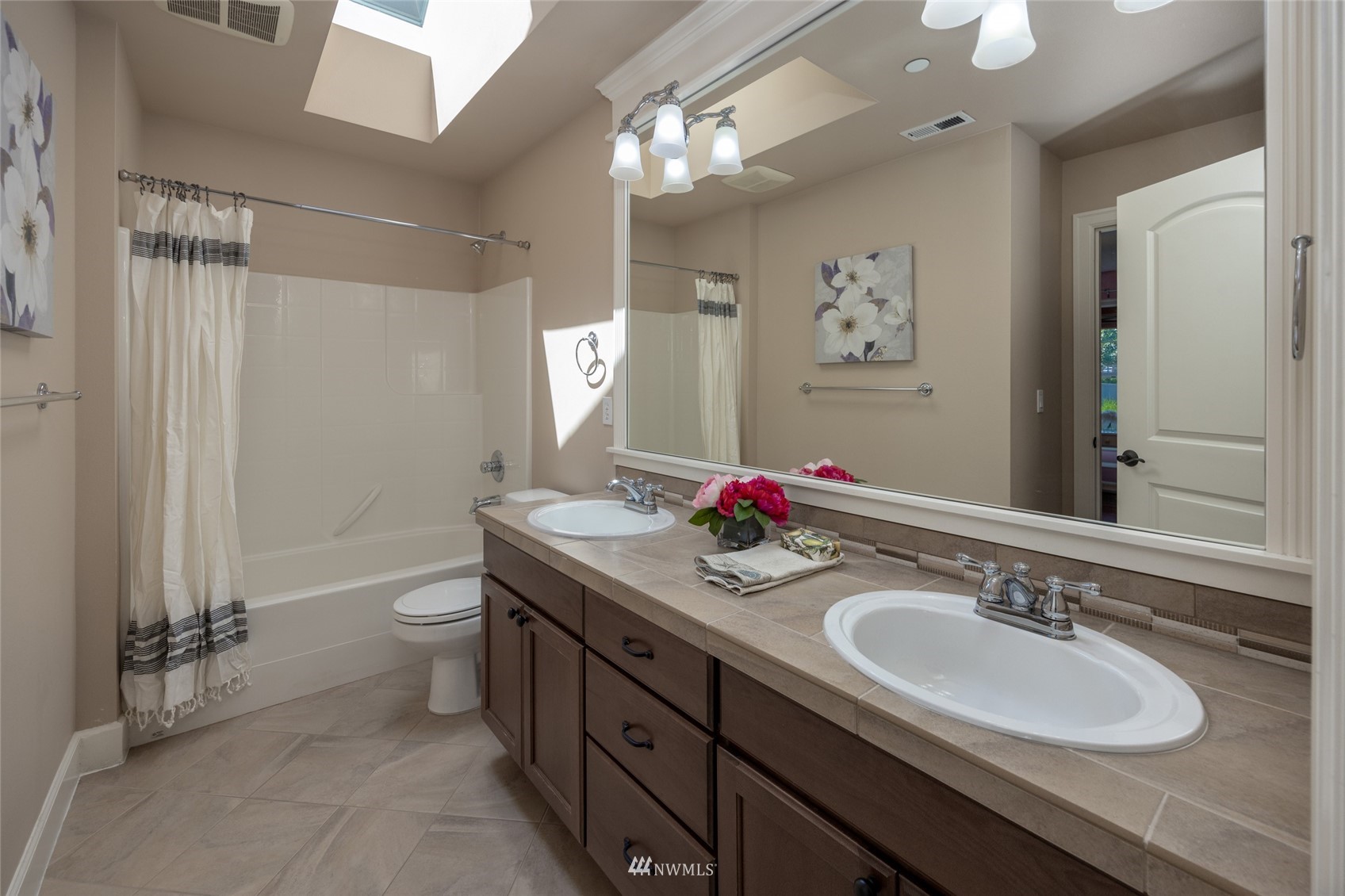 5356 Northeast 16th Street Renton, WA 98059 - Photo 32 of 40 Gallery Image 32