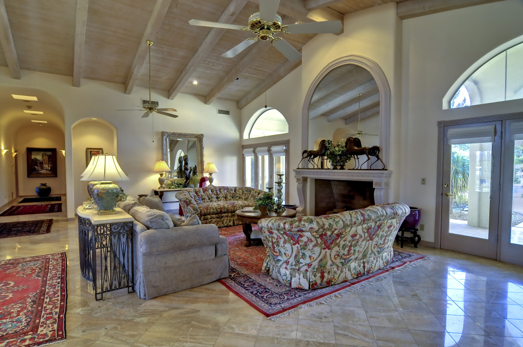 6230 East Horseshoe Road Paradise Valley, AZ 85253 - Photo 6 of 26 GREAT ROOM
