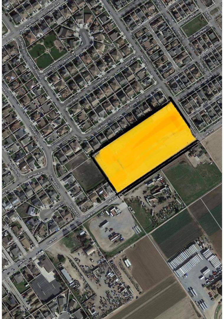 216 Oak Avenue Greenfield, CA 93927 - Photo 15 of 15 view of a tennis court