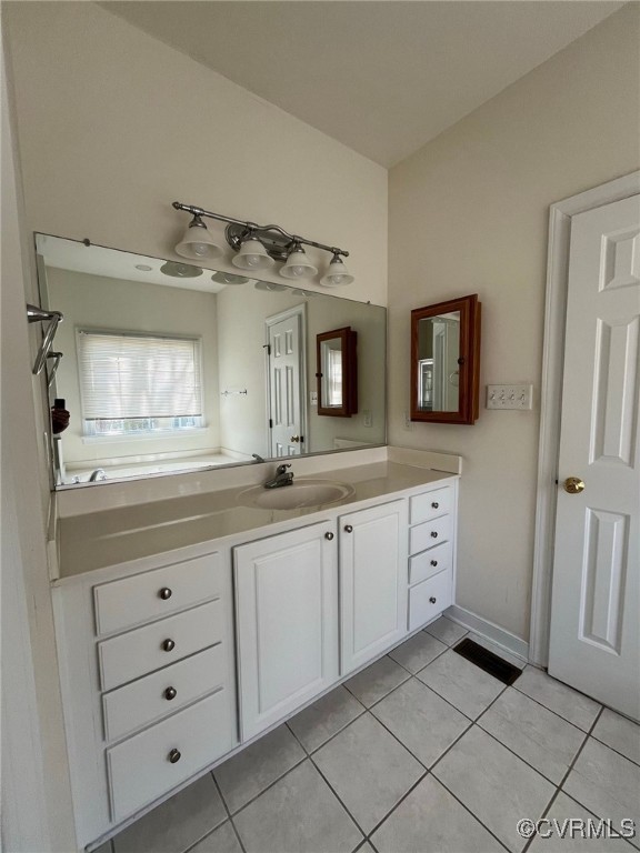 11904 Markey Circle Midlothian, VA 23112 - Photo 11 of 24 a spacious bathroom with double sink and a mirror
