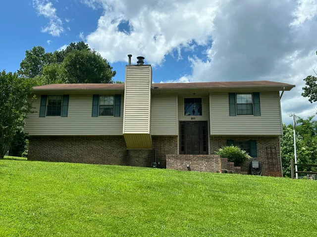 $289,000 | 811 Armstrong Ferry Road, Dayton, TN 37321