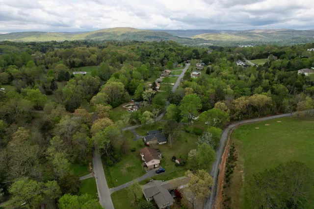 $289,000 | 811 Armstrong Ferry Road, Dayton, TN 37321