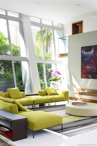 $8,118,700 | 429 Centre Island, Golden Beach, FL 33160