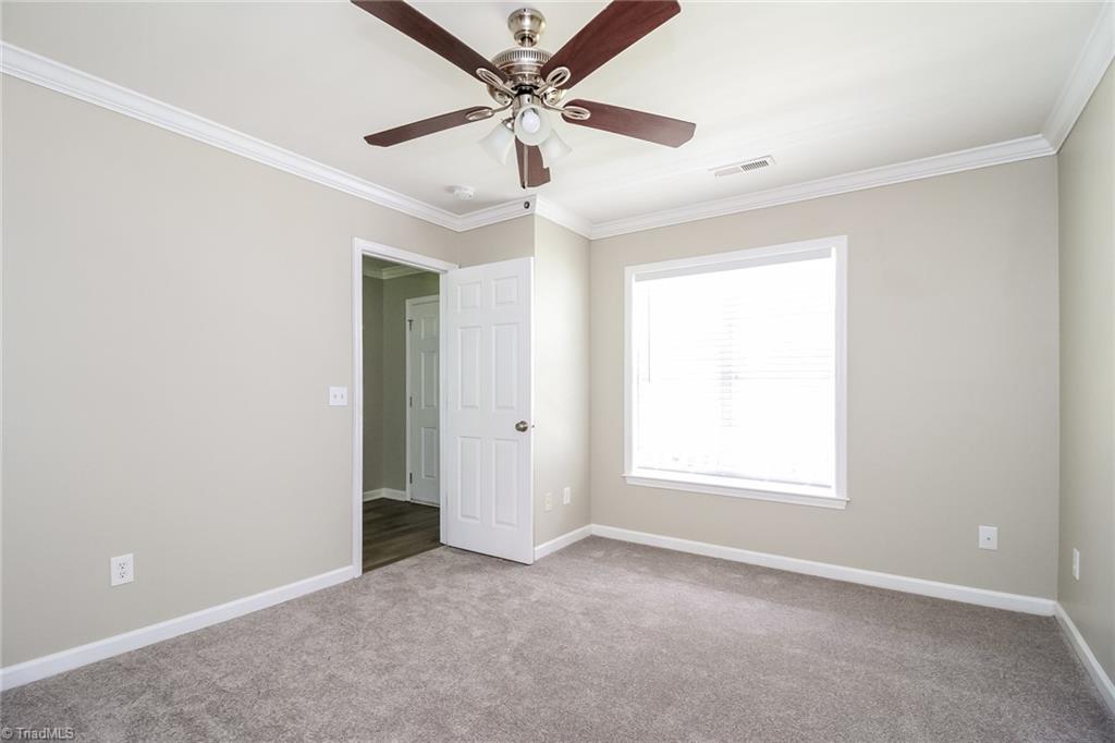 3821 Eagles View Court High Point, NC 27265 - Photo 7 of 16