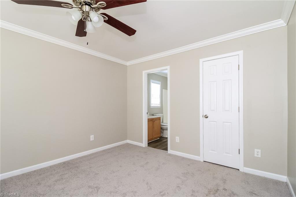 3821 Eagles View Court High Point, NC 27265 - Photo 8 of 16