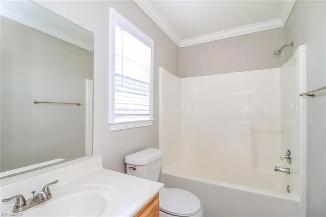 $1,785 | 3821 Eagles View Court, High Point, NC 27265