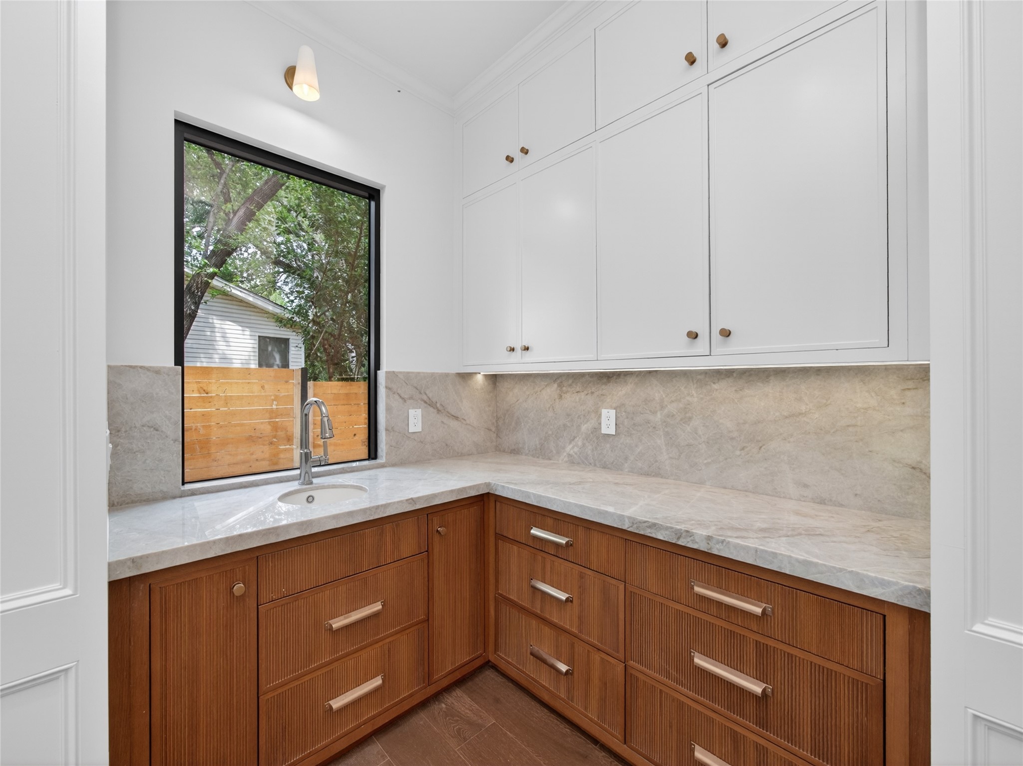 5 Scott Crescent Austin, TX 78703 - Photo 5 of 39