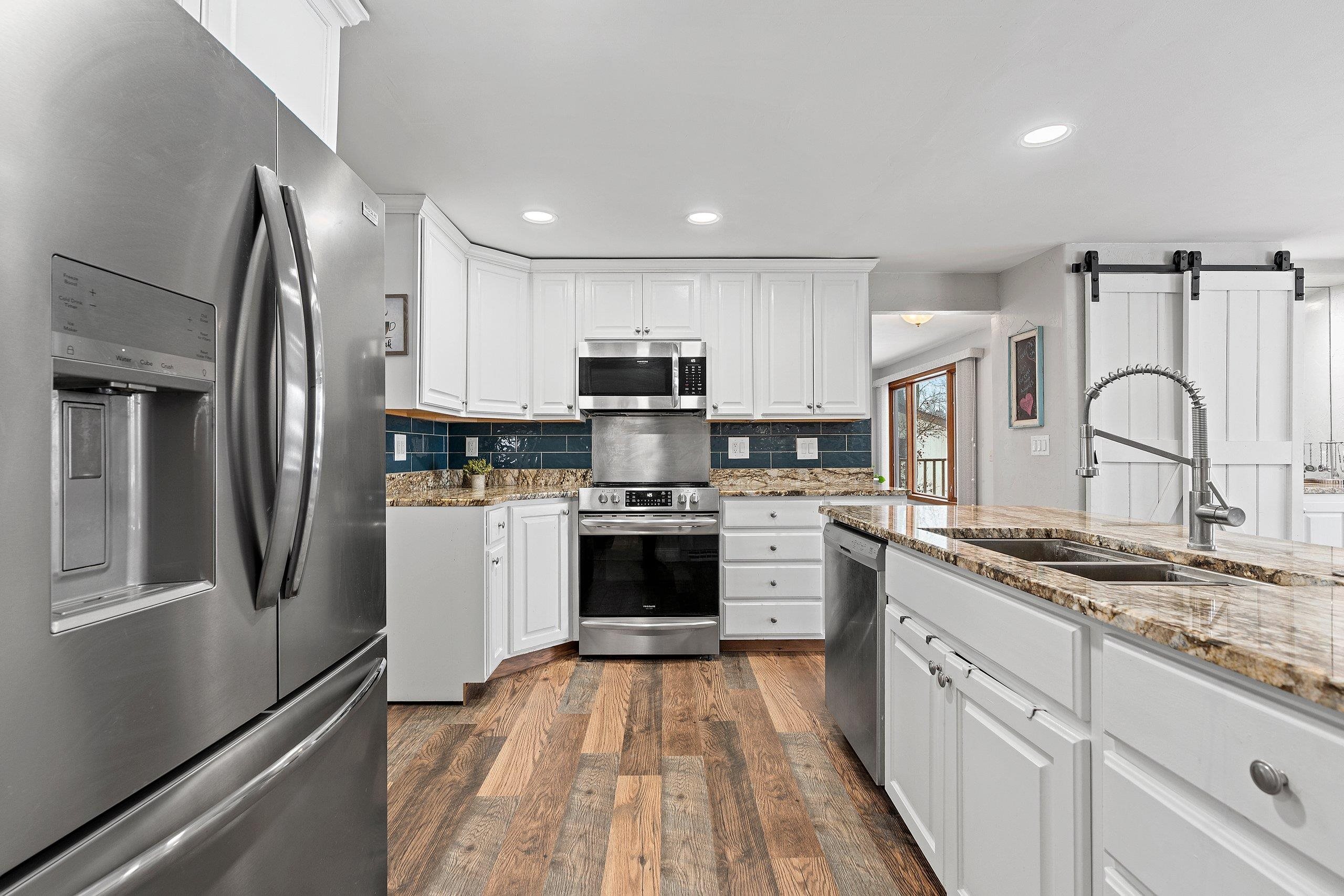 129 West Wallrich Road Cecil, WI 54111 - Photo 3 of 67