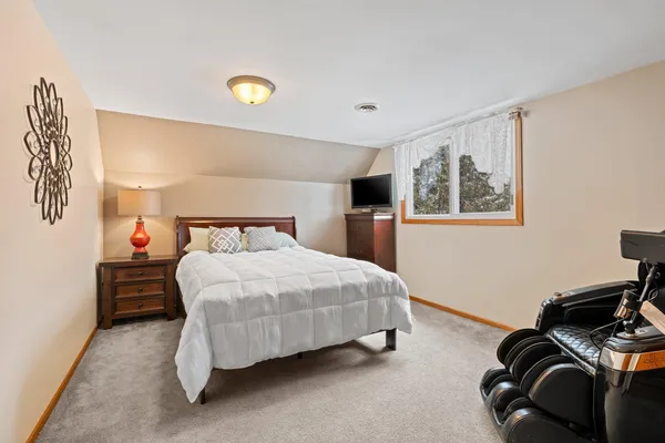 $334,900 | 129 West Wallrich Road, Cecil, WI 54111