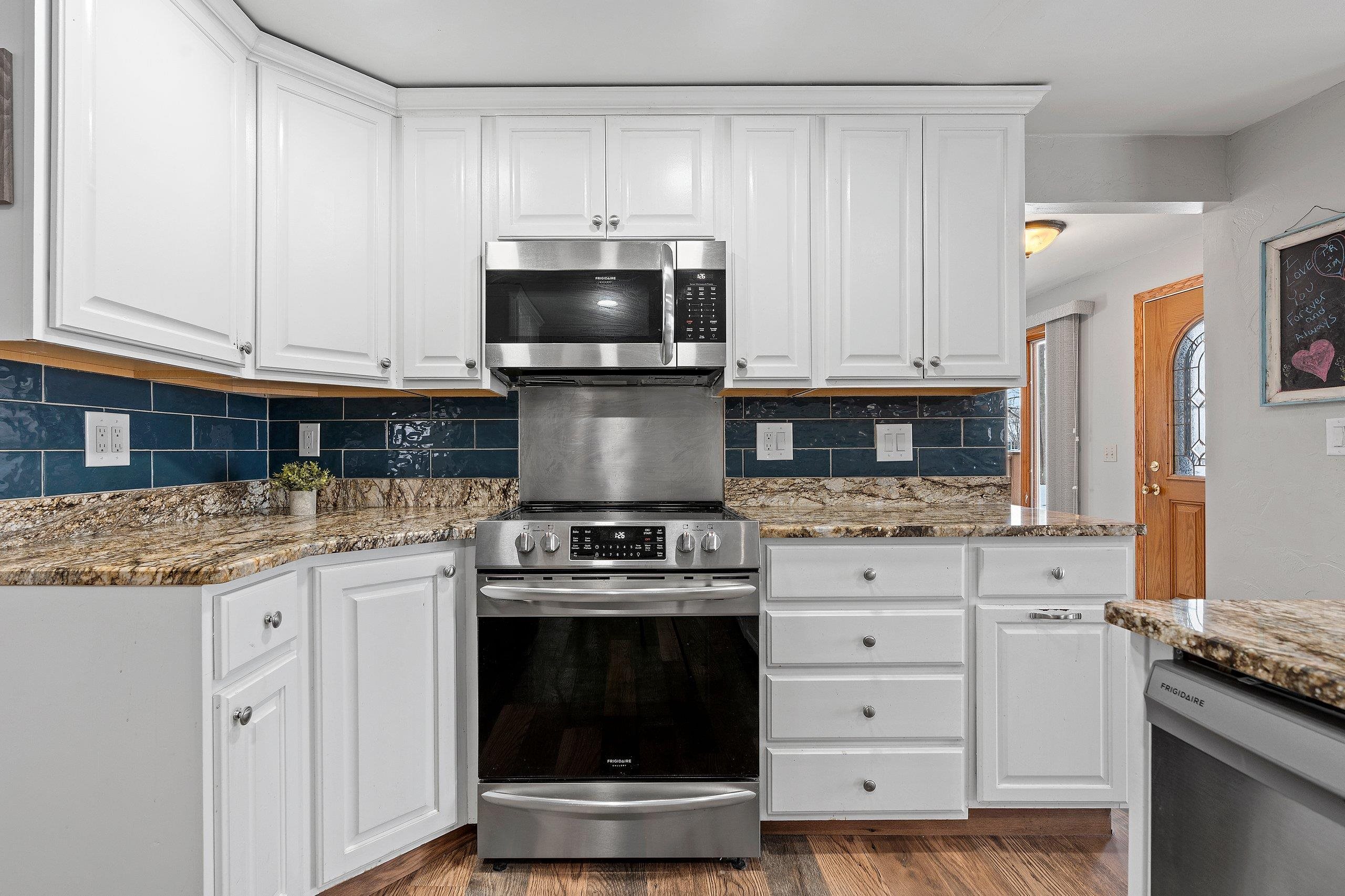 129 West Wallrich Road Cecil, WI 54111 - Photo 4 of 67