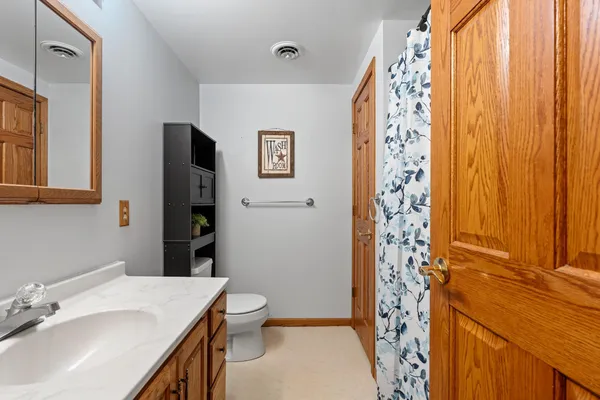 $334,900 | 129 West Wallrich Road, Cecil, WI 54111