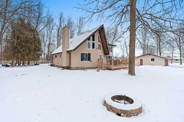 $334,900 | 129 West Wallrich Road, Cecil, WI 54111