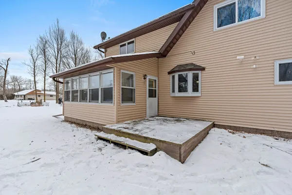 $334,900 | 129 West Wallrich Road, Cecil, WI 54111