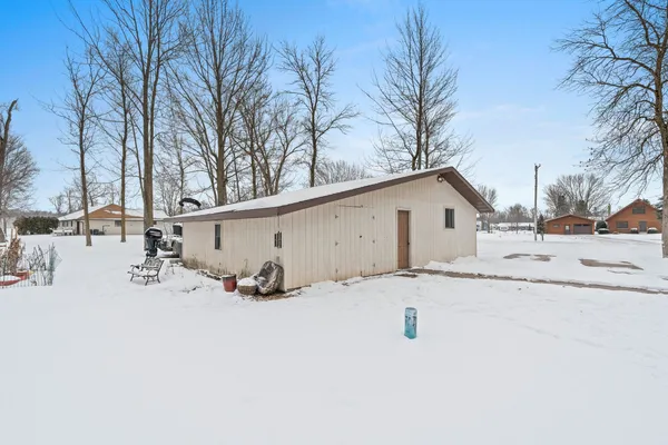 $334,900 | 129 West Wallrich Road, Cecil, WI 54111