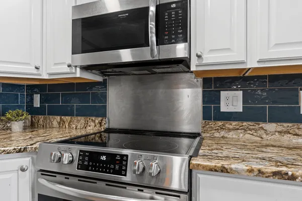 $334,900 | 129 West Wallrich Road, Cecil, WI 54111