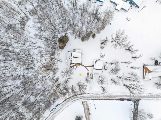 $343,900 | 129 West Wallrich Road, Cecil, WI 54111