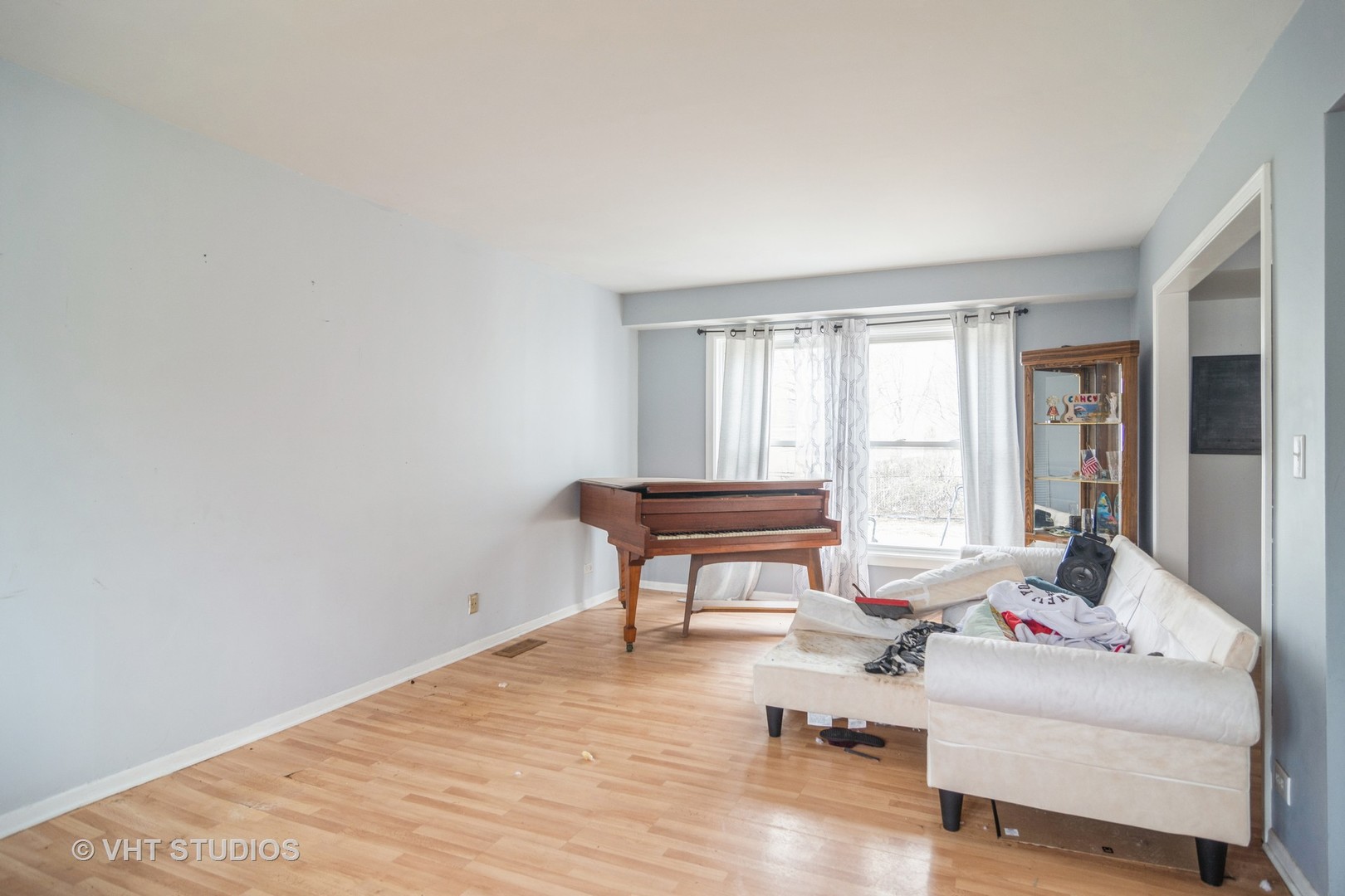 426 Argyll Lane Schaumburg, IL 60169 - Photo 2 of 28