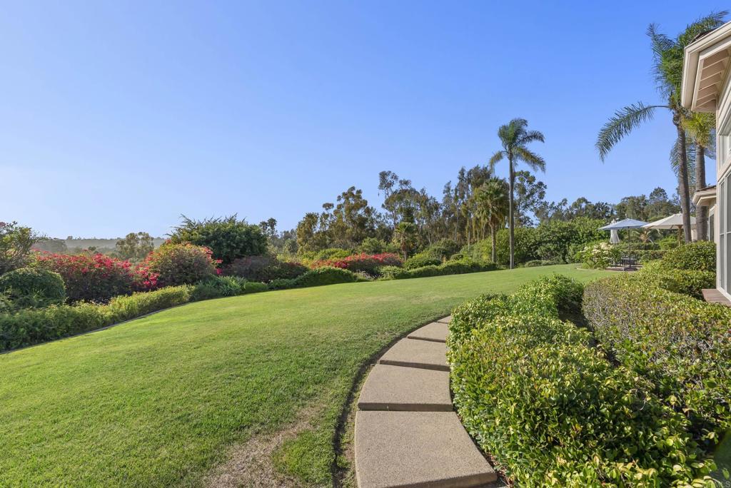 5427 La Crescenta Road Rancho Santa Fe, CA 92067 - Photo 18 of 20 Gallery Image 18