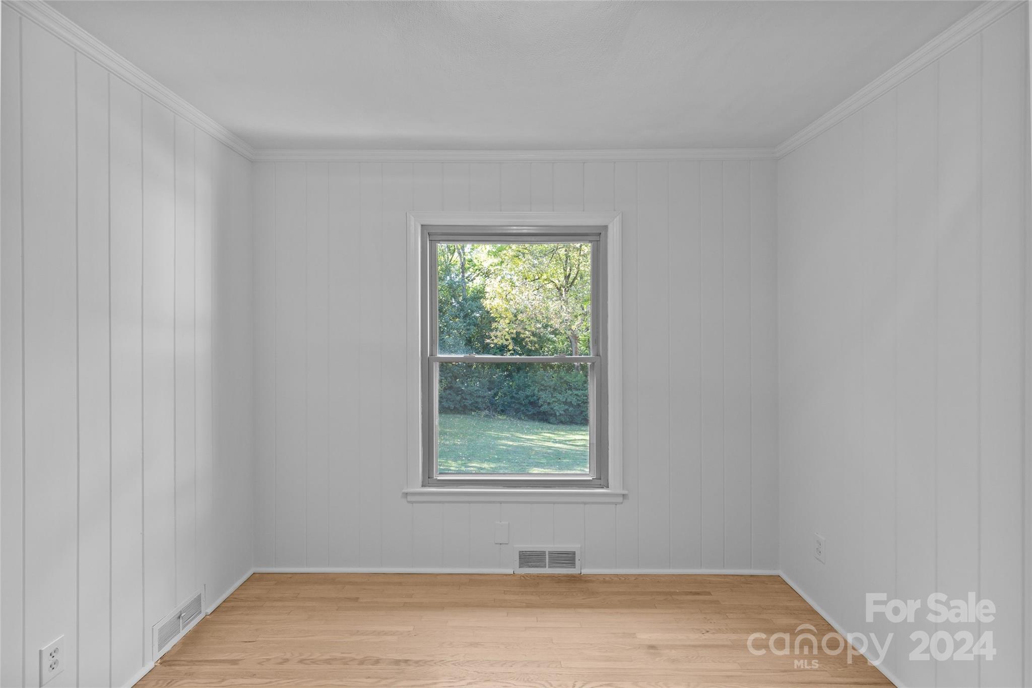 1639 Merry Oaks Road Charlotte, NC 28205 - Photo 22 of 47 a view of empty room with window