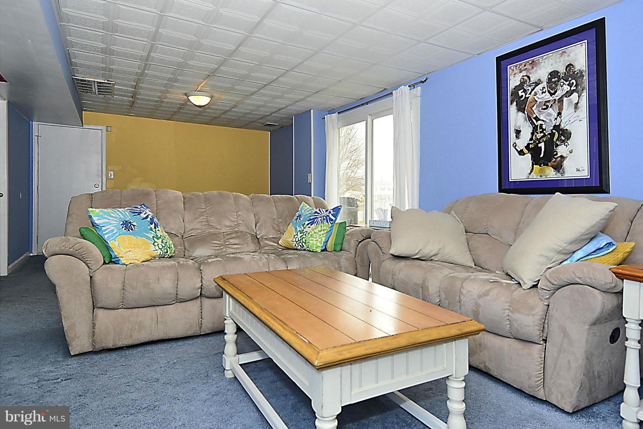116 Doncaster Road Joppa, MD 21085 - Photo 20 of 30 Spacious and Bright Family Room