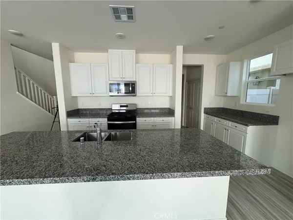 $3,525 | 16094 Palo Blanco Street, Moreno Valley, CA 92551