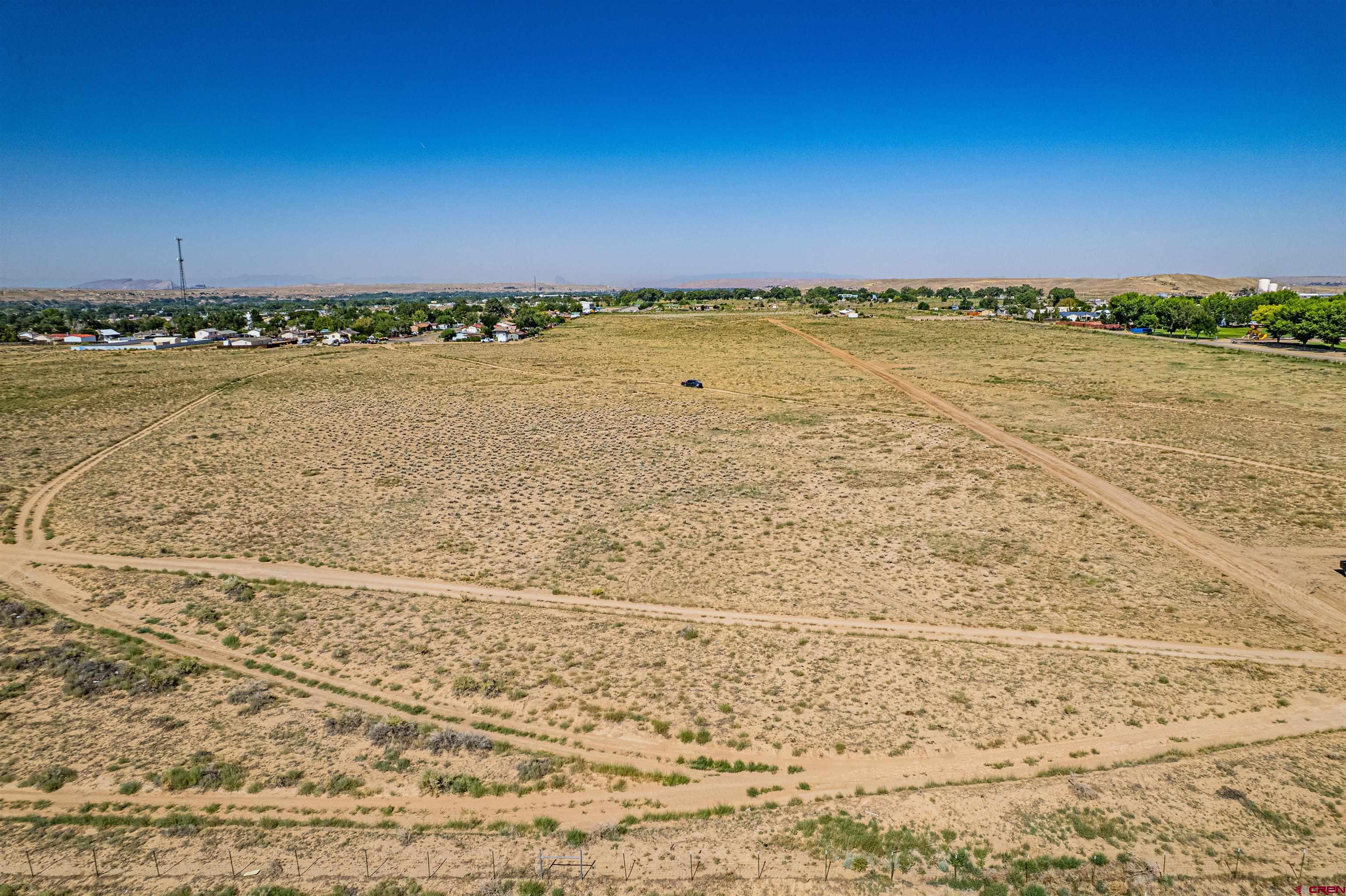 Nya Road 6500 Kirtland, NM 87417 - Photo 4 of 20 a view of an ocean beach and city