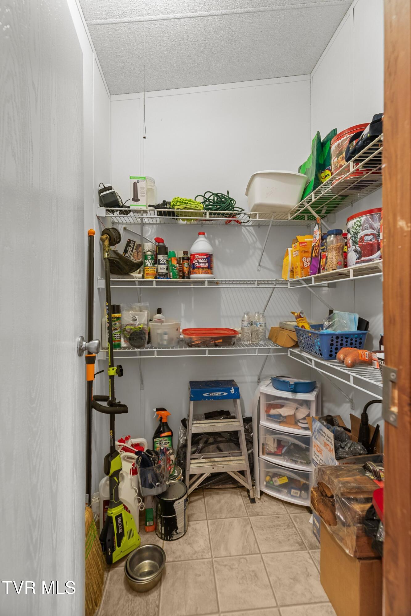 108 Canah Hollow Road Erwin, TN 37650 - Photo 13 of 42 014-108CanahHollowRoad-Erwin-TN-37650-SM