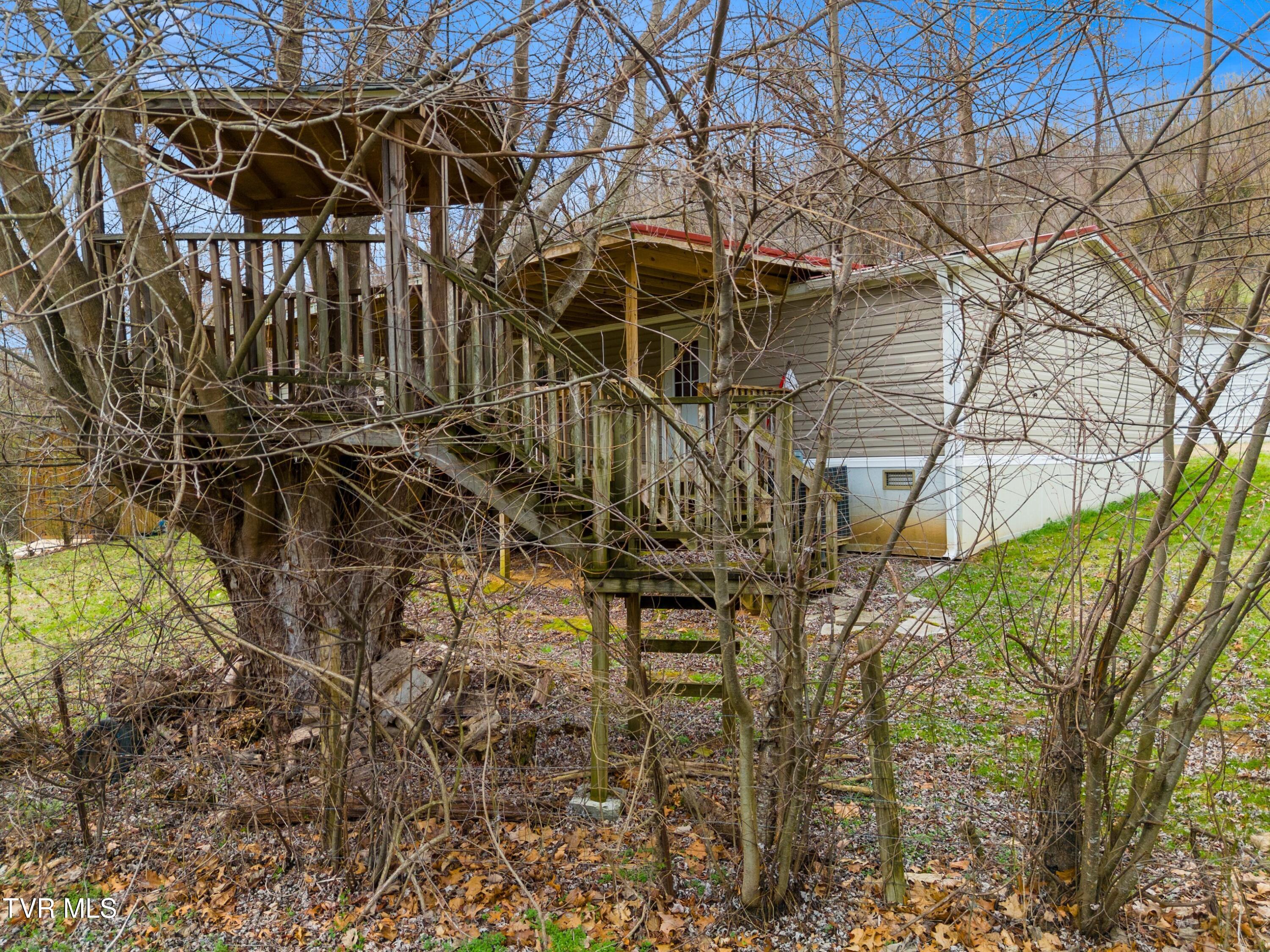 108 Canah Hollow Road Erwin, TN 37650 - Photo 30 of 42 042-108CanahHollowRoad-Erwin-TN-37650-SM