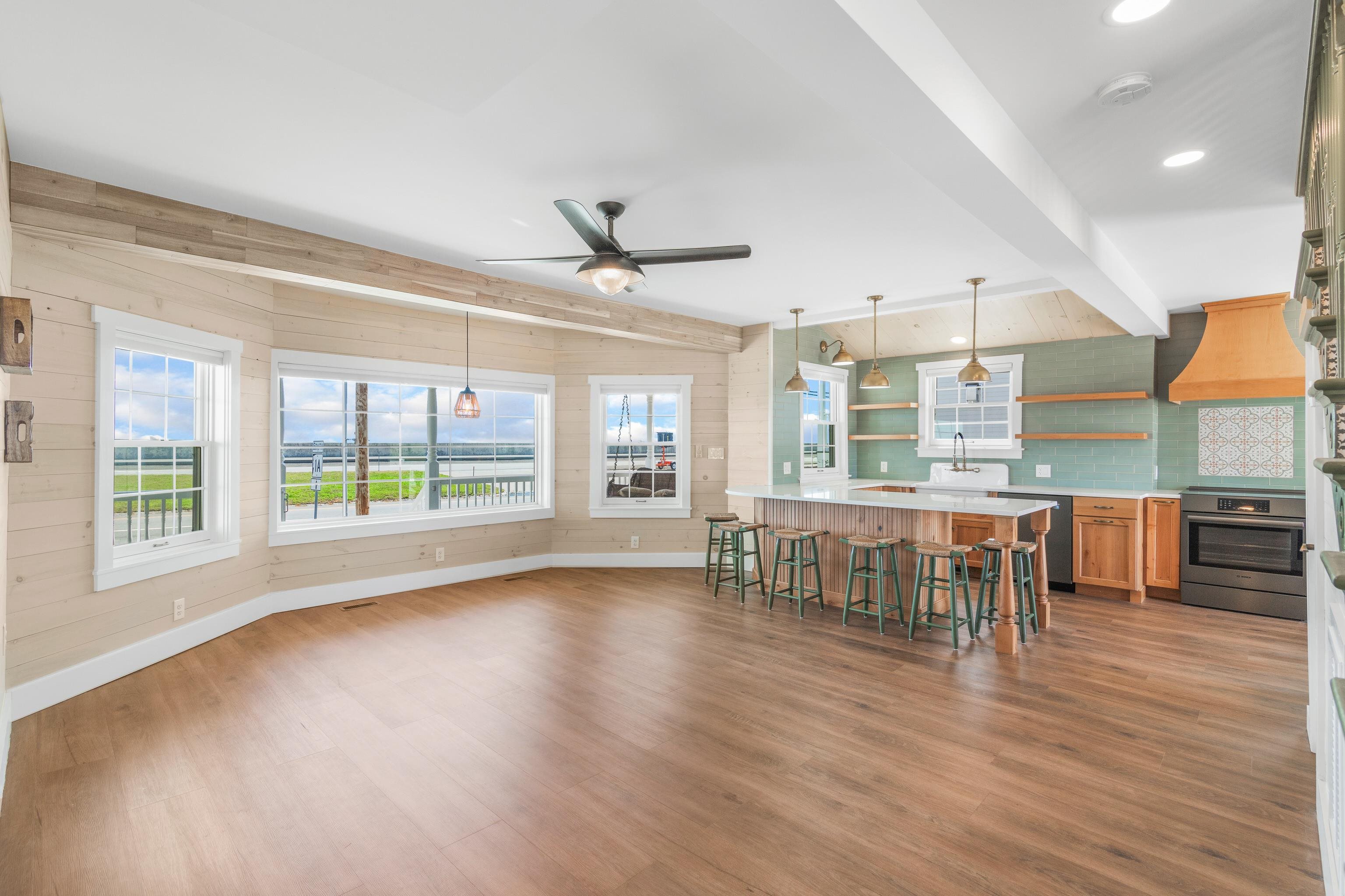 607 Ocean Boulevard Hampton, NH 03842 - Photo 5 of 40