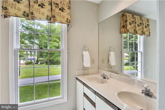 1151 Steamboat Road Shady Side, MD 20764 - Photo 18 of 30 Bath