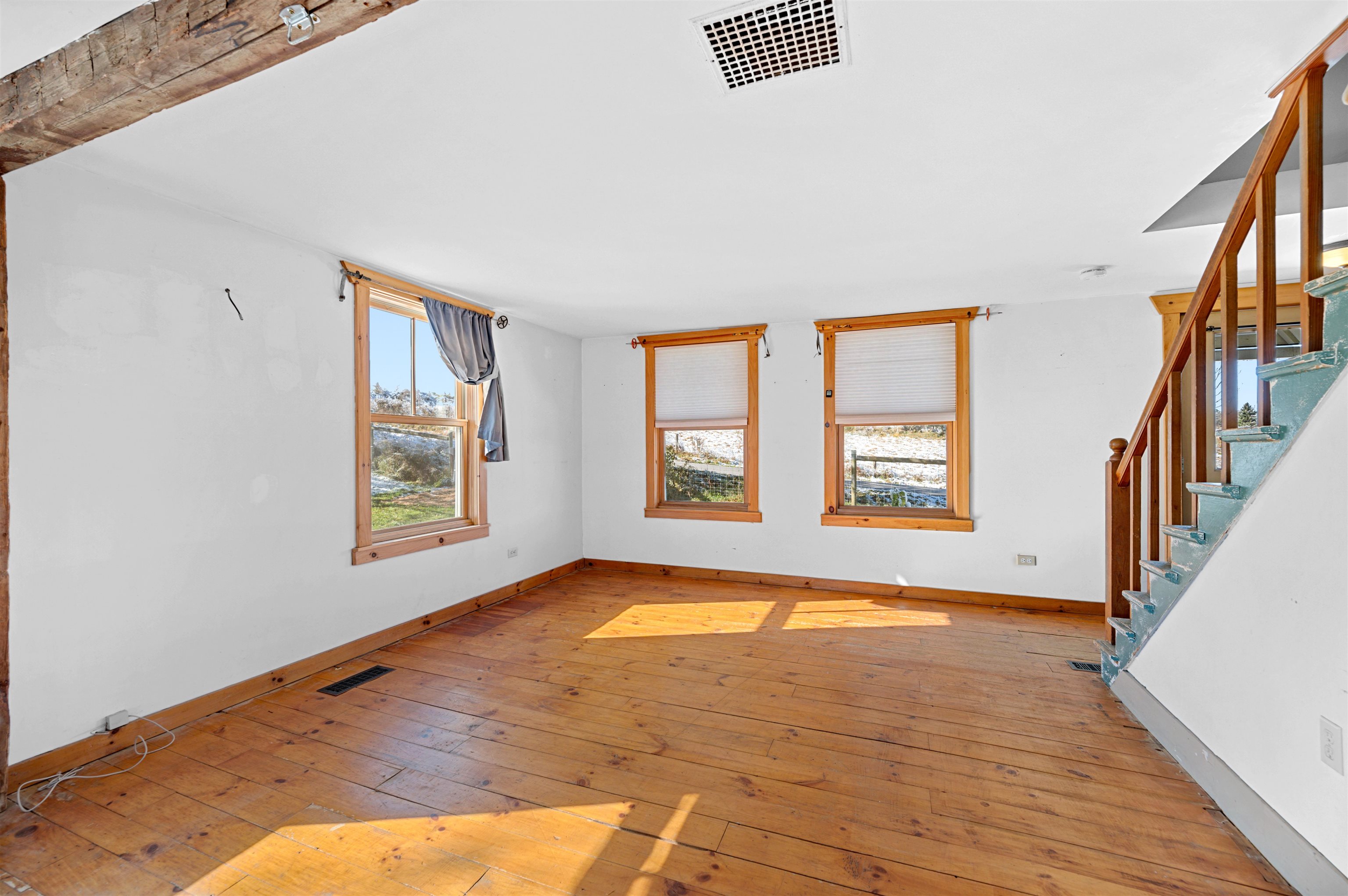 195 Johnson Road Marshfield, VT 05658 - Photo 12 of 54