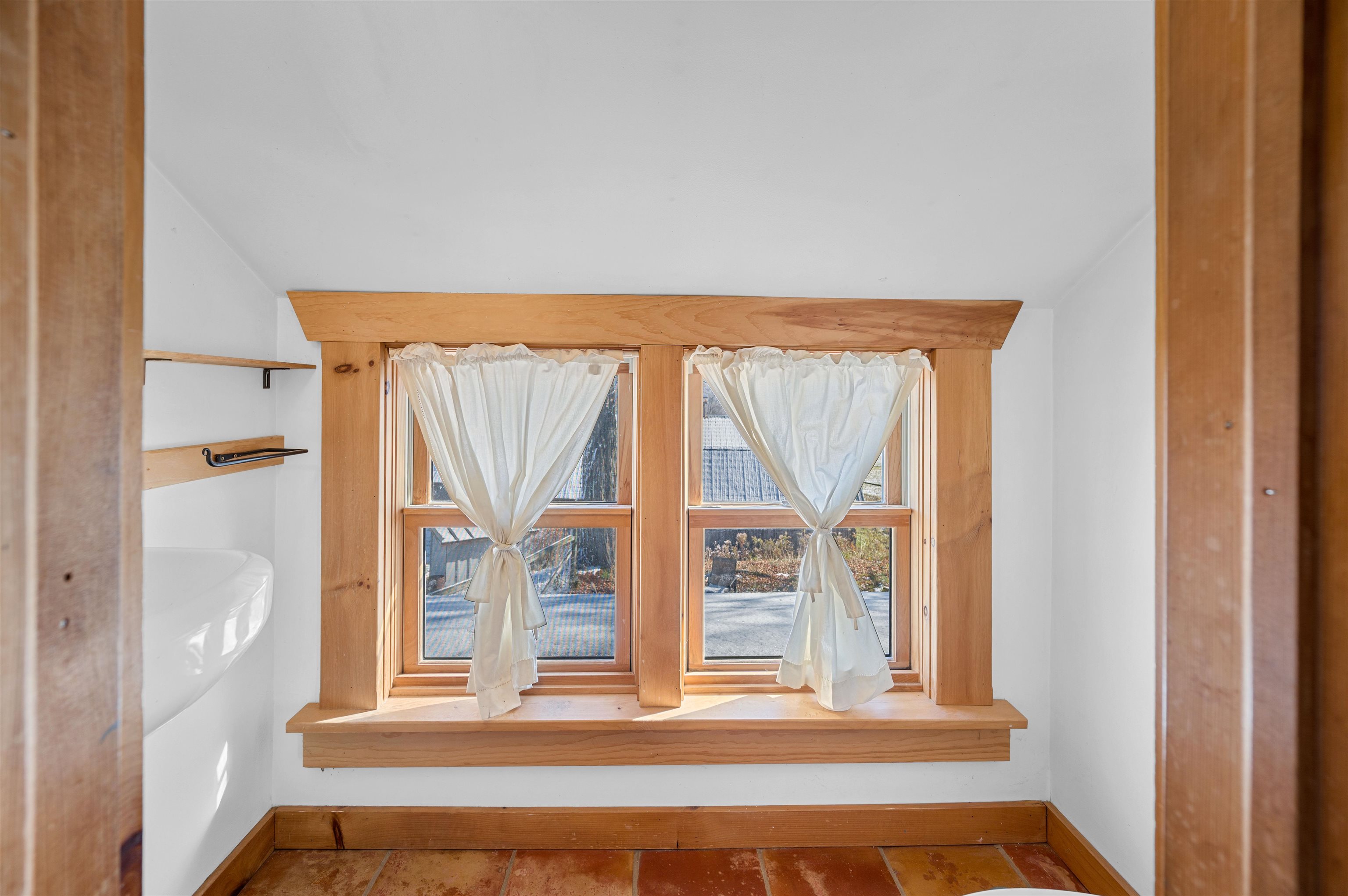 195 Johnson Road Marshfield, VT 05658 - Photo 19 of 54
